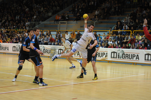 zenica_izvidac_celik