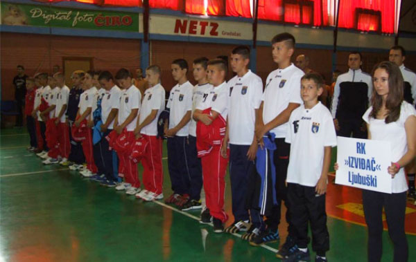 Izvidjac 2002 godiste